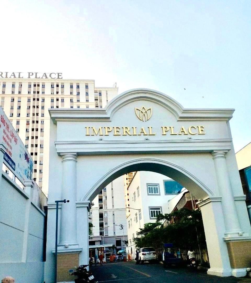 Can Ho Imperial Place Хошимин Экстерьер фото